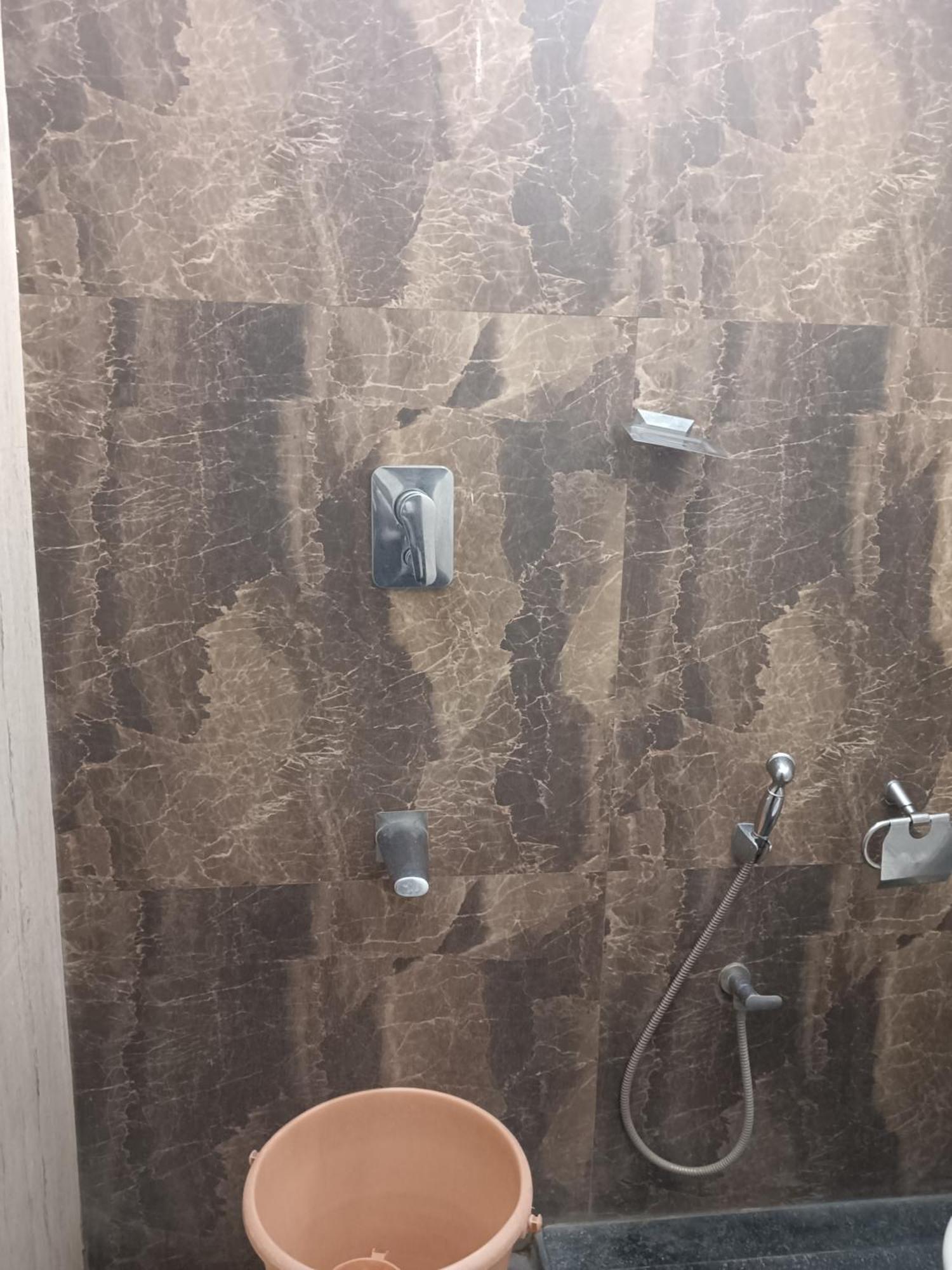 Iris Comfort Inn เชนไน ภายนอก รูปภาพ